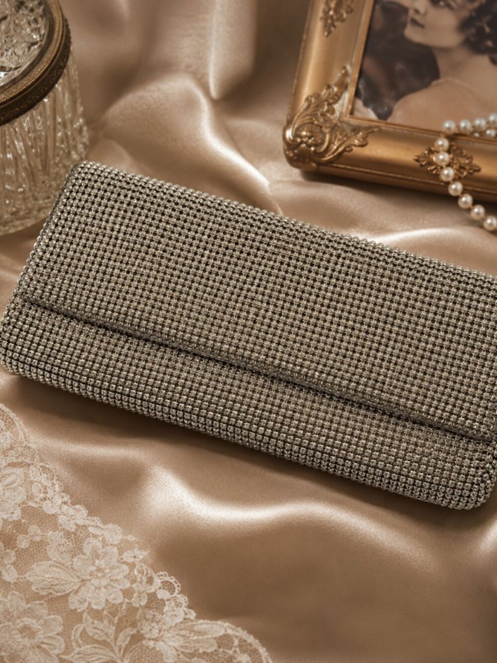 Whiting & Davis Silver Studded Bubble Mesh Clutch | VINTAGE